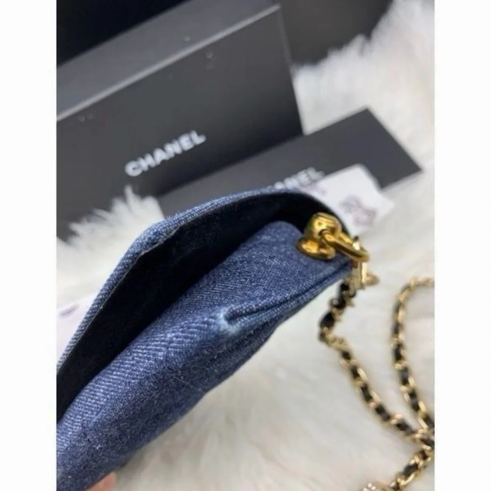 Extremely Rare Chanel Denim Quilted Sunglasses Case Crossbody Purse - Picture 8 of 12